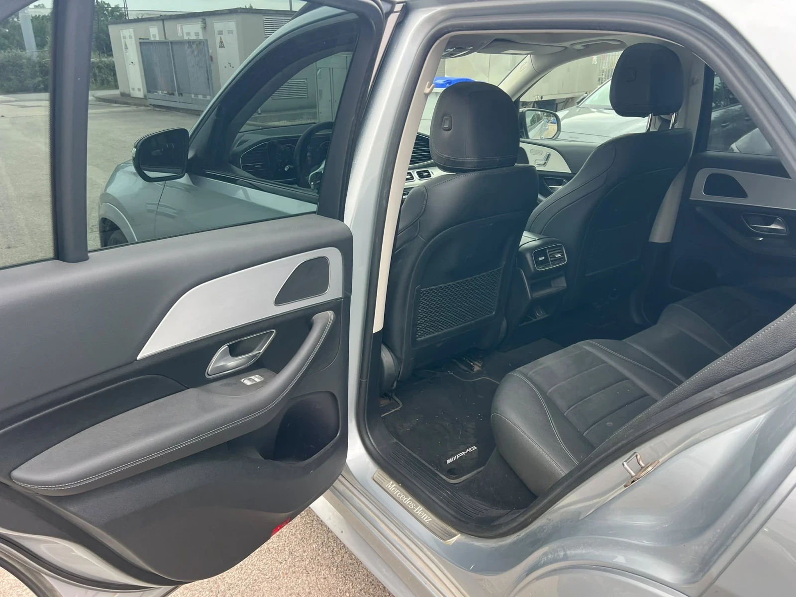 Mercedes-Benz GLE 300 d 4Matic Mild Hybrid Premium Plus, снимка 9 - Автомобили и джипове - 54902762