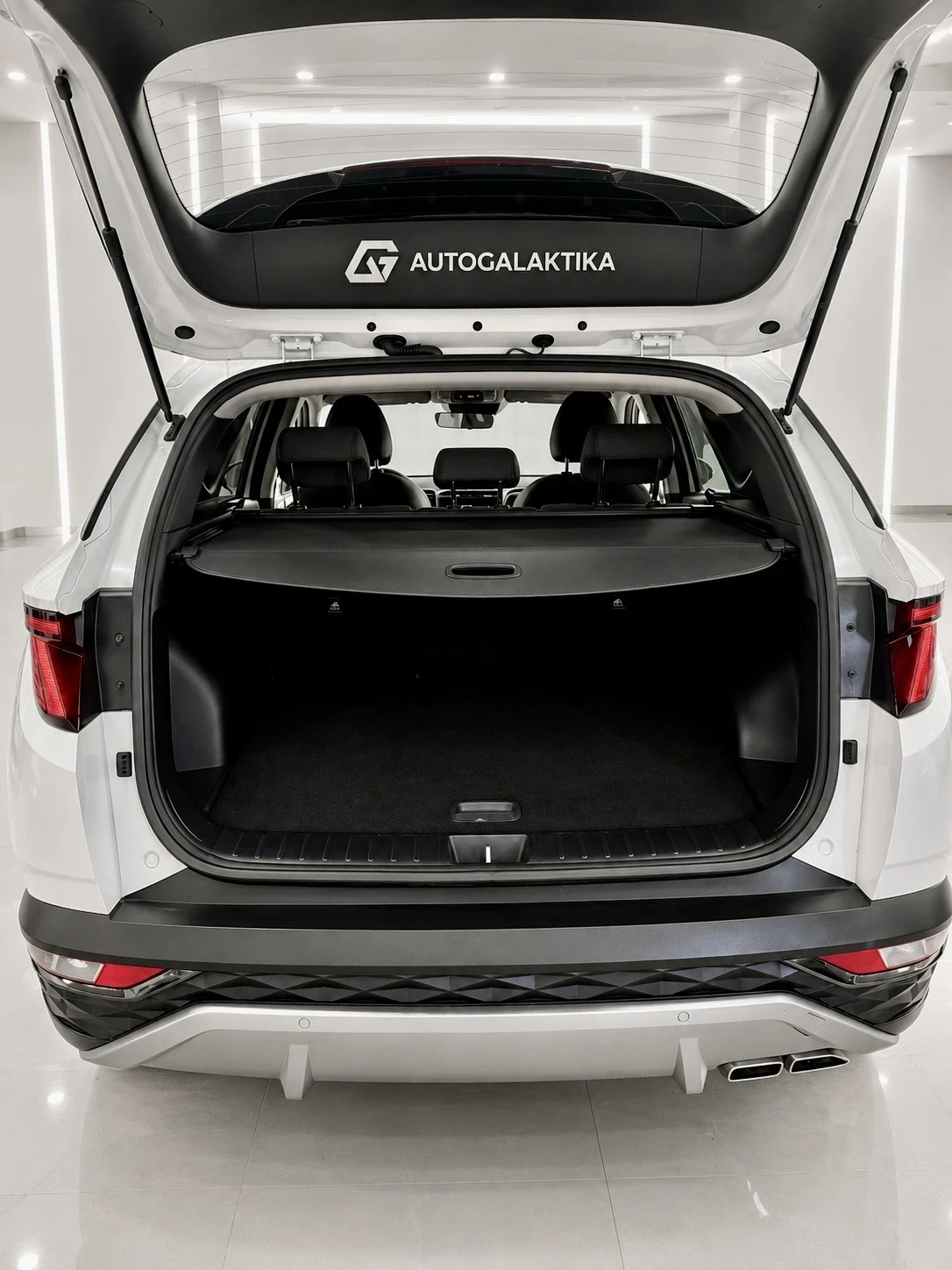 Hyundai Tucson Tucson 1.6 CRDi Mild-Hybrid 4x4 Автомат, снимка 14 - Автомобили и джипове - 54975534