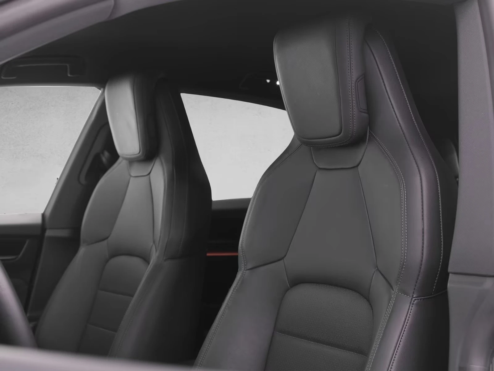 Porsche Macan 4S / BOSE / 360 / ELECTRIC SPORT SOUND / , снимка 10 - Автомобили и джипове - 55102013