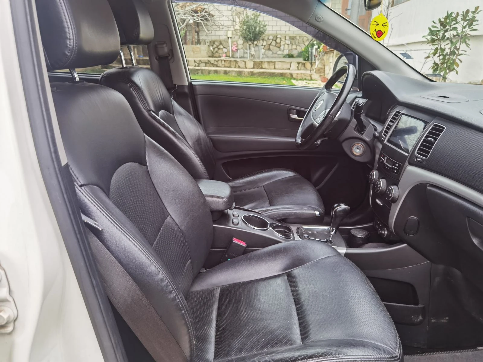 SsangYong Korando 2.0D, снимка 7 - Автомобили и джипове - 55104451