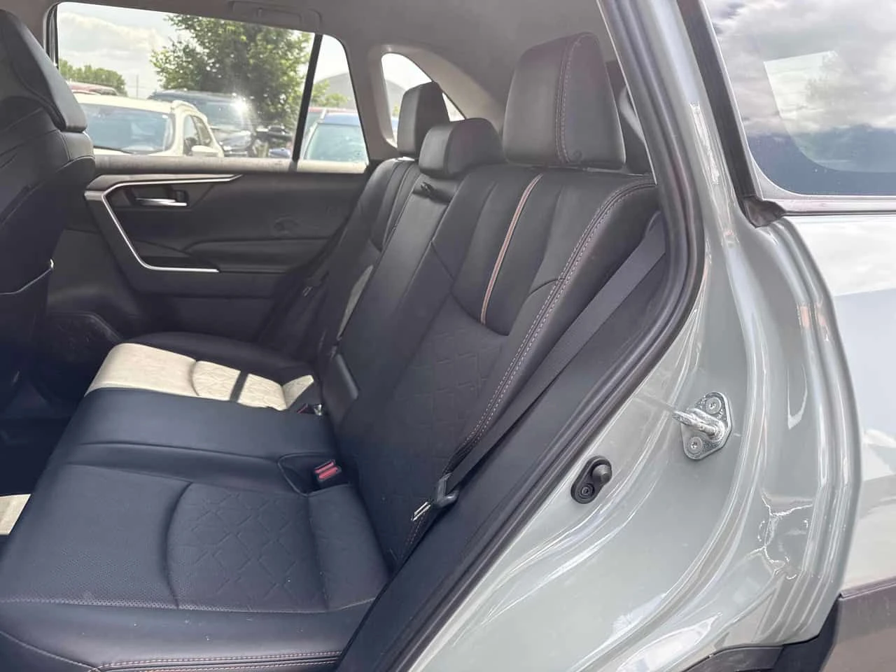Toyota Rav4 * Trail * CARFAX * ����� �� ����������� | Mobile.bg � ����������� 10