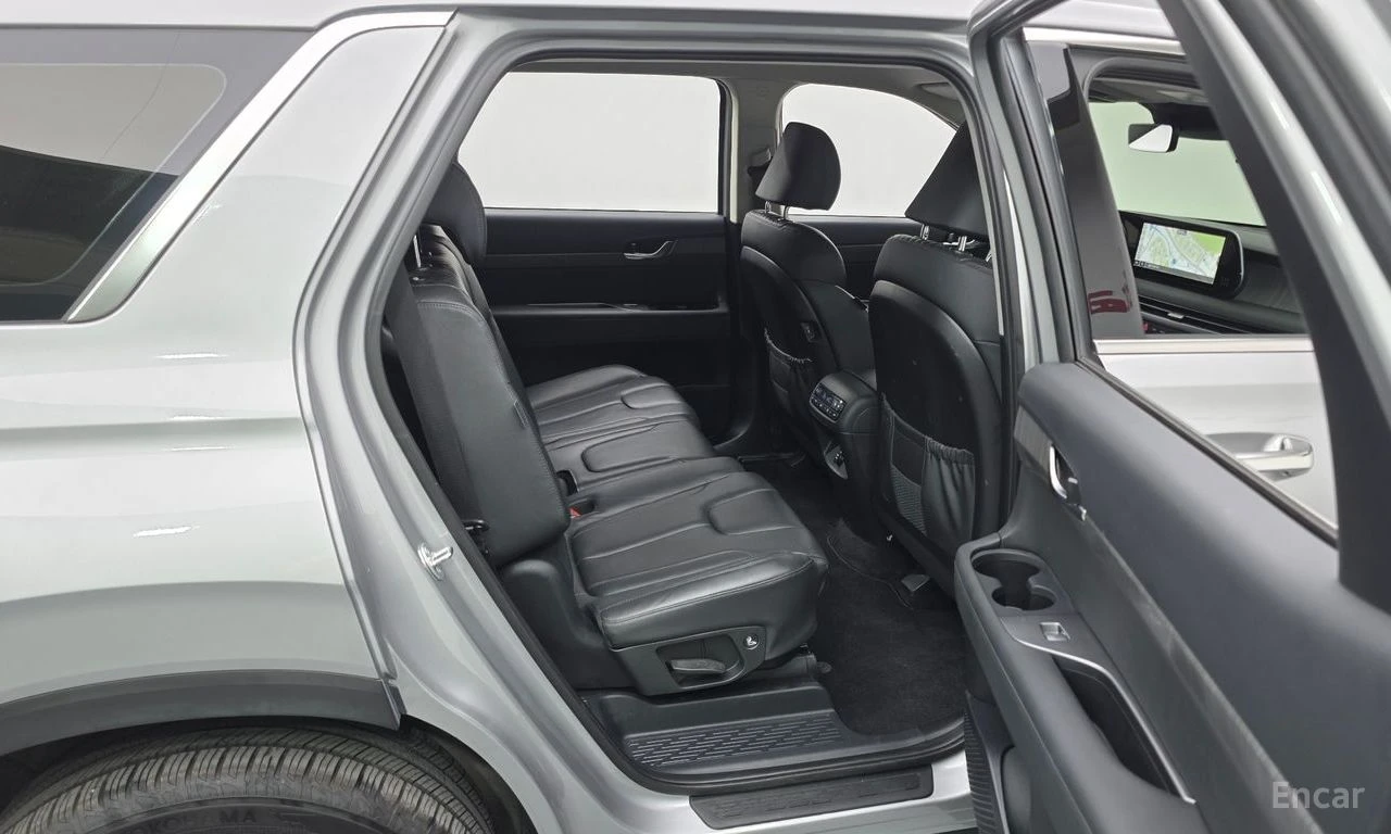 Hyundai Palisade 3.8* 4X4* PRESTIGE* DISTRONIC* ОБДУХ* КРАЙНА ЦЕНА, снимка 15 - Автомобили и джипове - 55995928