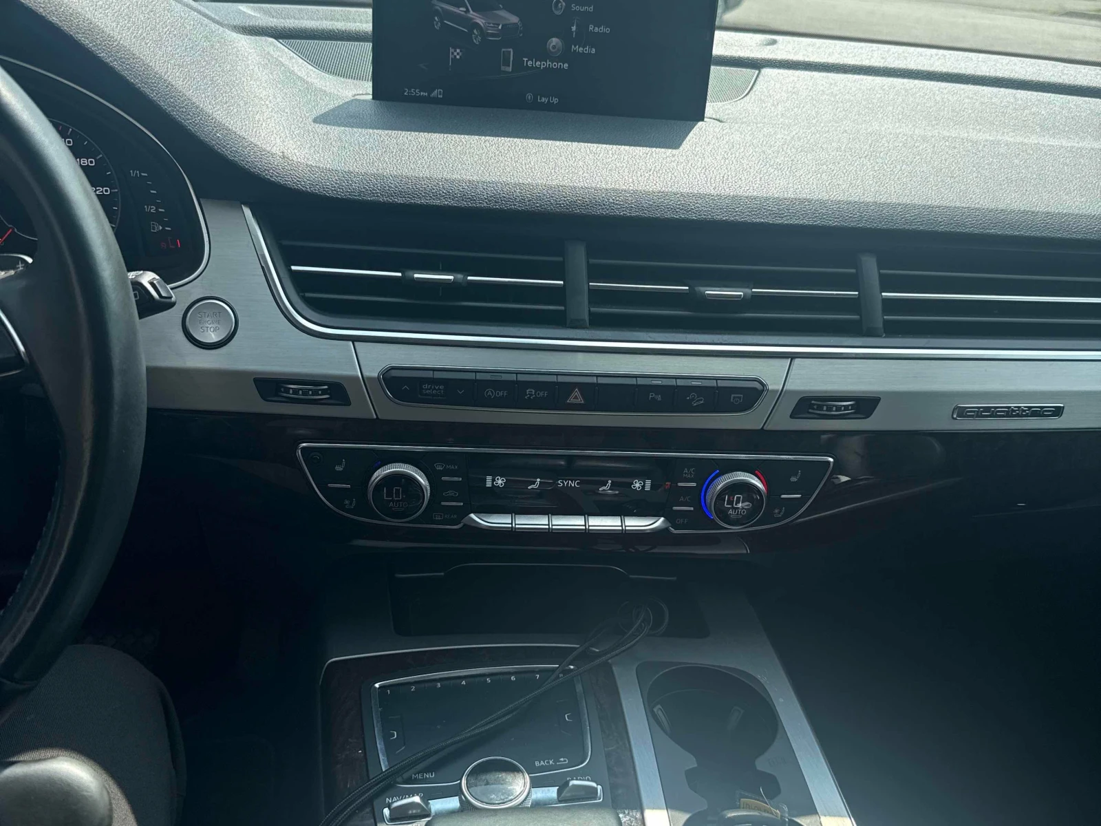 Audi Q7  TECHNIK / DISTRONIC / 360 / PANORAMA / ОБДУХВАНЕ , снимка 9 - Автомобили и джипове - 56070338