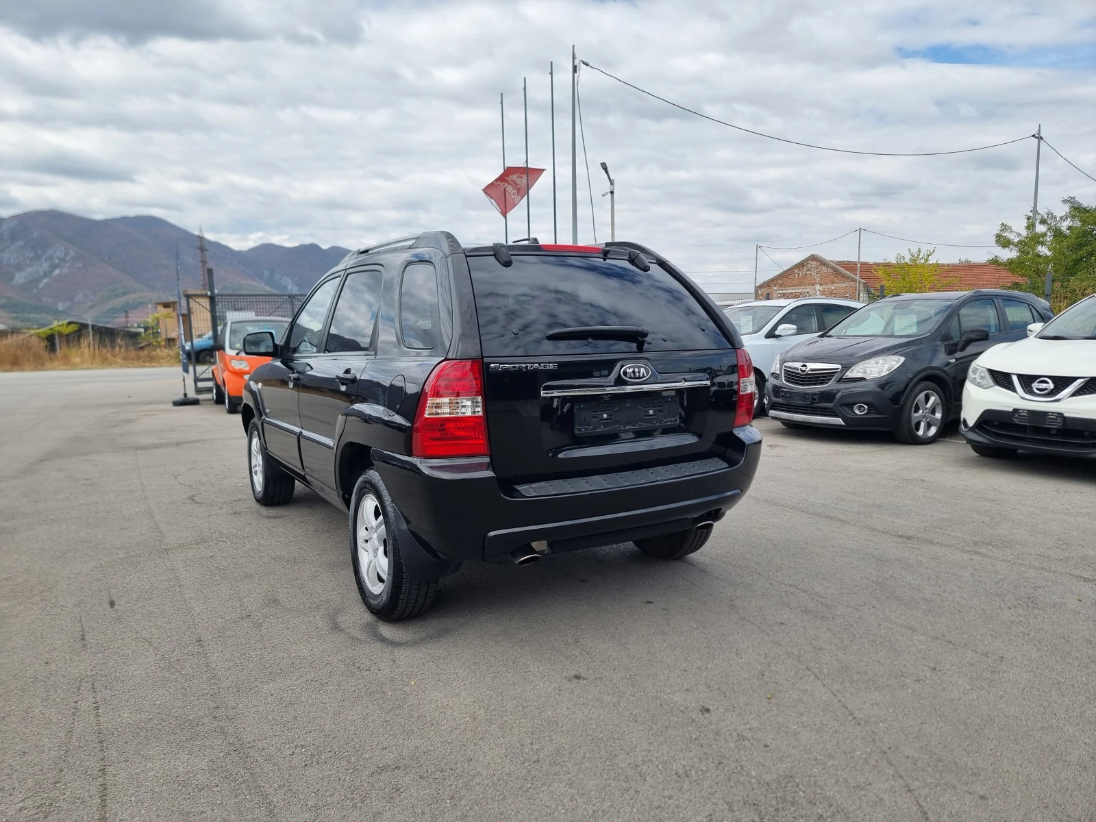 Kia Sportage 2.0CRDI, снимка 5 - Автомобили и джипове - 56294718