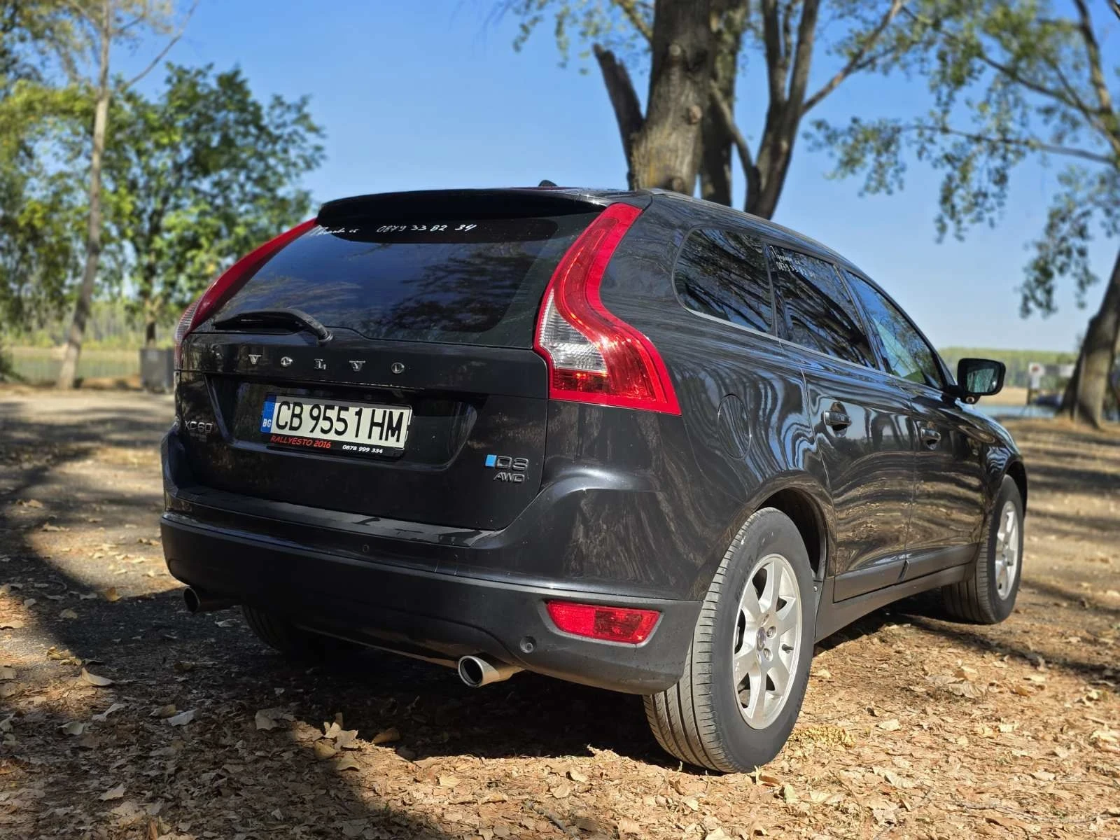 Volvo XC60 2.4 D 163, снимка 3 - Автомобили и джипове - 56345971