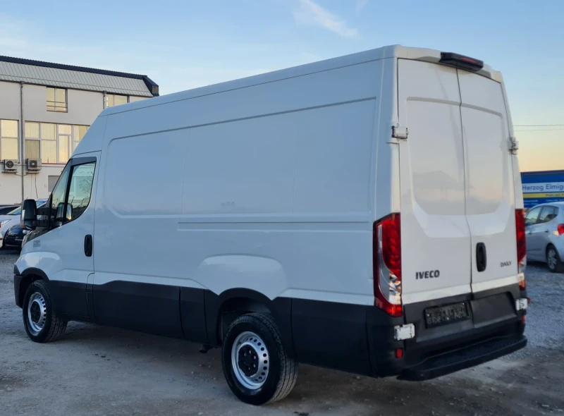 Iveco Daily 35s14 v 2.3, 140  к.с., снимка 4 - Бусове и автобуси - 48029001