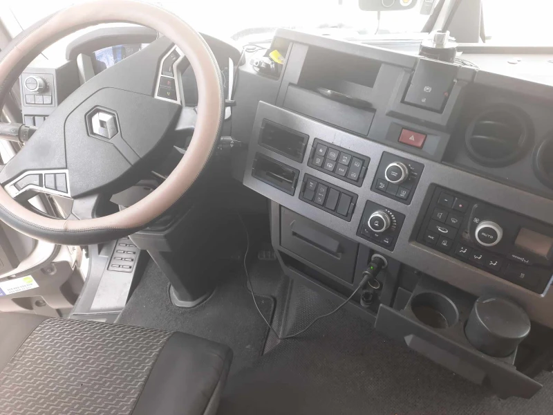 Renault T, снимка 8 - Камиони - 53082708