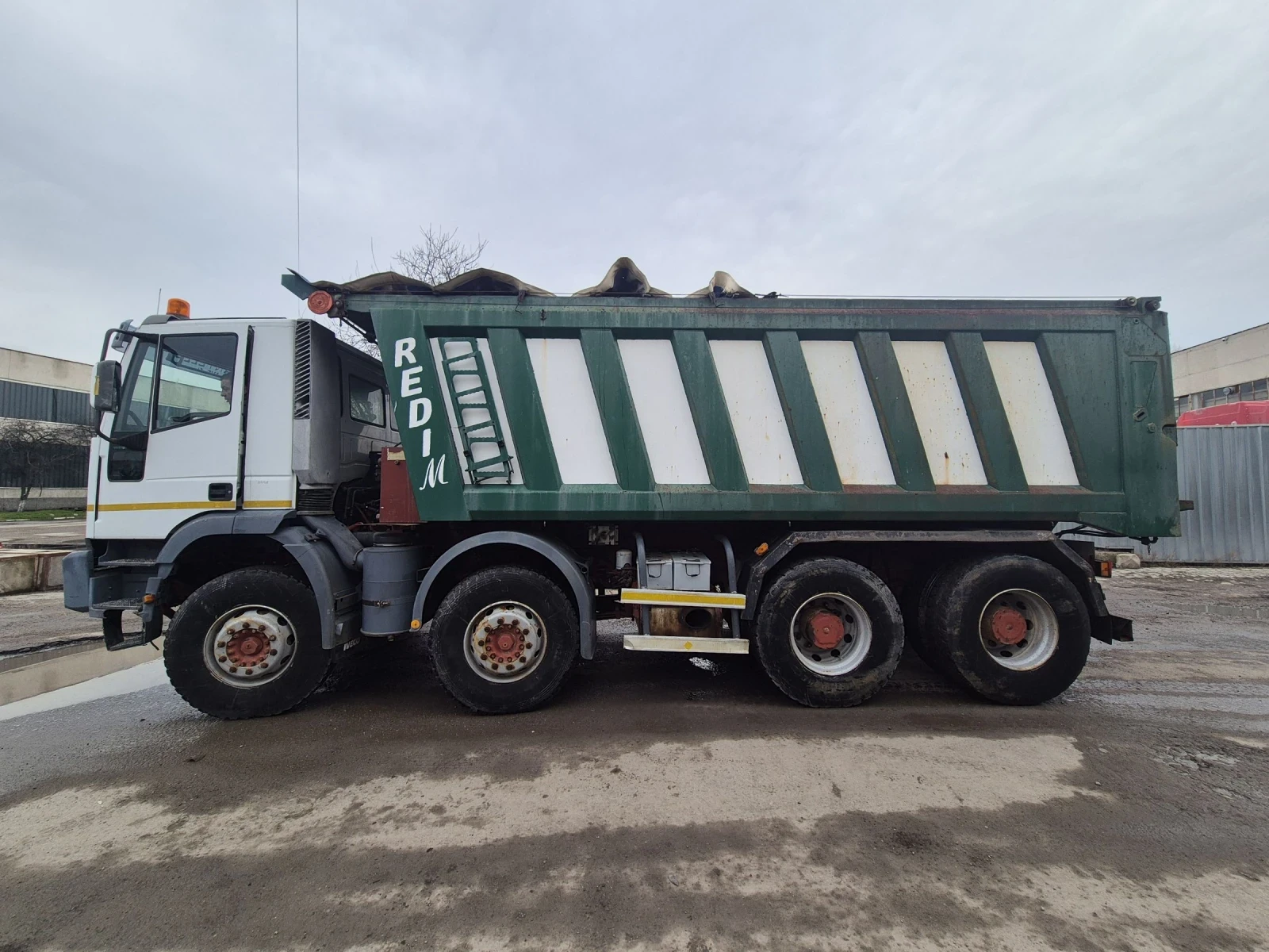 Iveco Trakker Corsur 13 перфектен шаси, снимка 5 - Камиони - 53890955