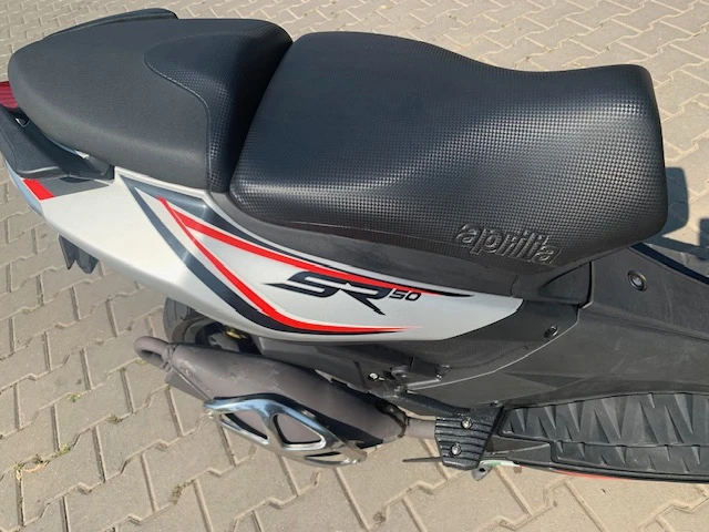Aprilia Sr 50, снимка 7 - Мотоциклети и мототехника - 54222524