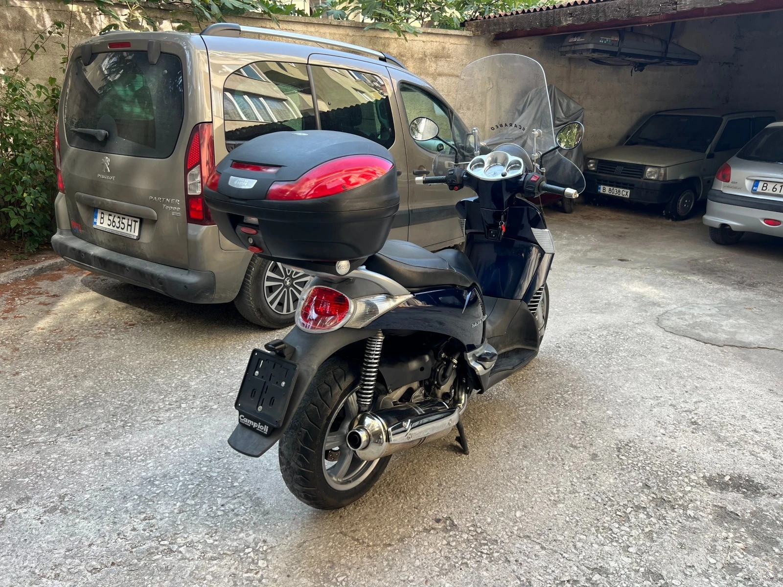 Aprilia Scarabeo 400 IE - изображение 2