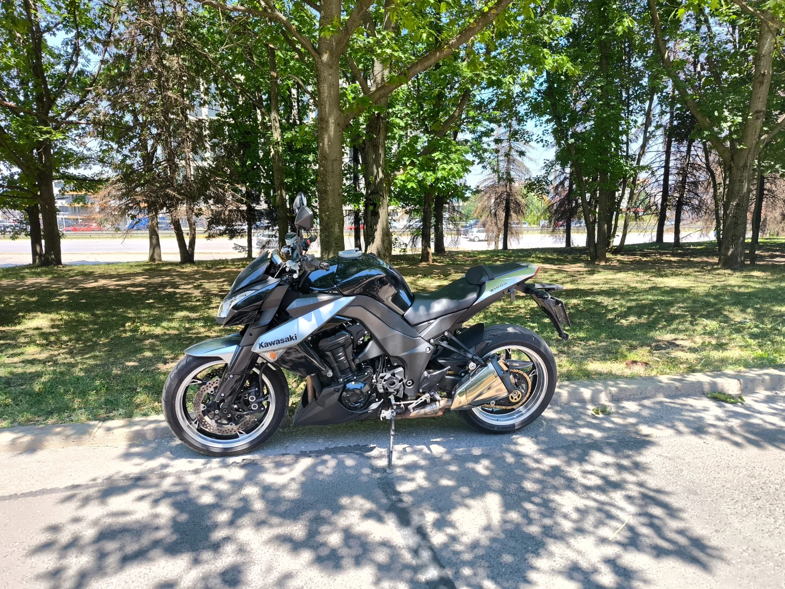 Kawasaki Z 1000, снимка 15 - Мотоциклети и мототехника - 55253878