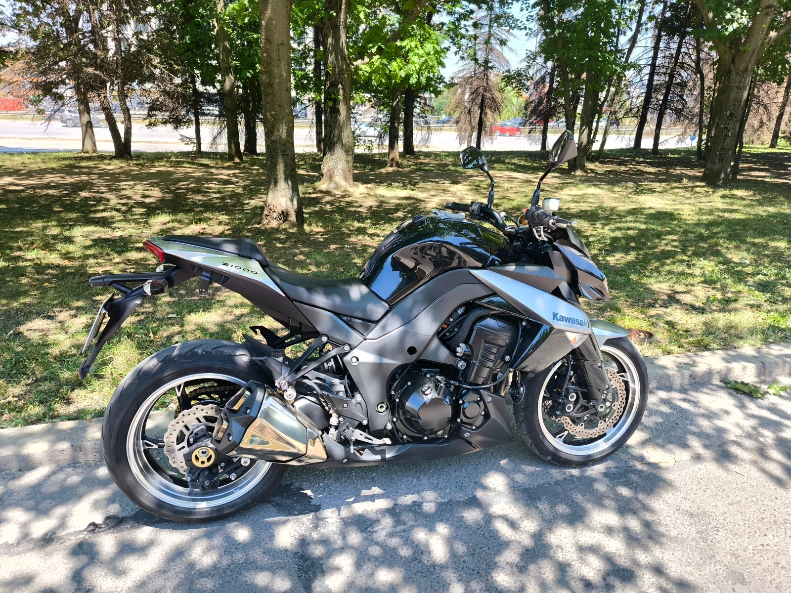 Kawasaki Z 1000, снимка 5 - Мотоциклети и мототехника - 55253878