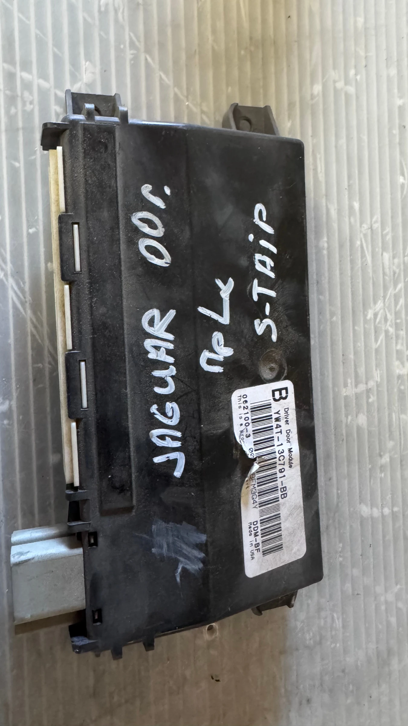     Jaguar X-type  -  YW4T-13C791-BB | Mobile.bg   1