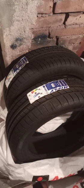 ����� �� �������� �� ���� 245/45R18