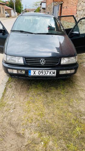 VW Passat, снимка 2 - Автомобили и джипове - 45701029