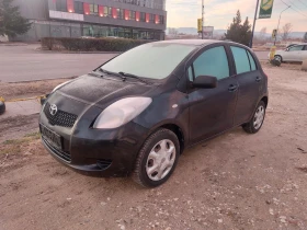 Toyota Yaris 1.0 бензин  - [8] 