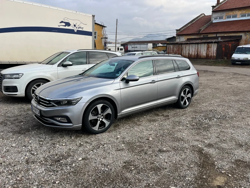 VW Passat  8.5 * Facelift * I.Q. Light, снимка 8 - Автомобили и джипове - 48443590