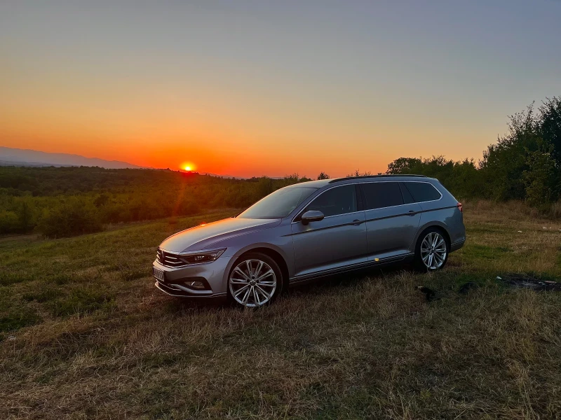 VW Passat  8.5 * Facelift * I.Q. Light, снимка 2 - Автомобили и джипове - 48443590