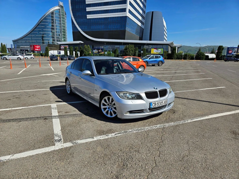 BMW 330 I + ГАЗ.ИНЖ BRC, снимка 1 - Автомобили и джипове - 47946011