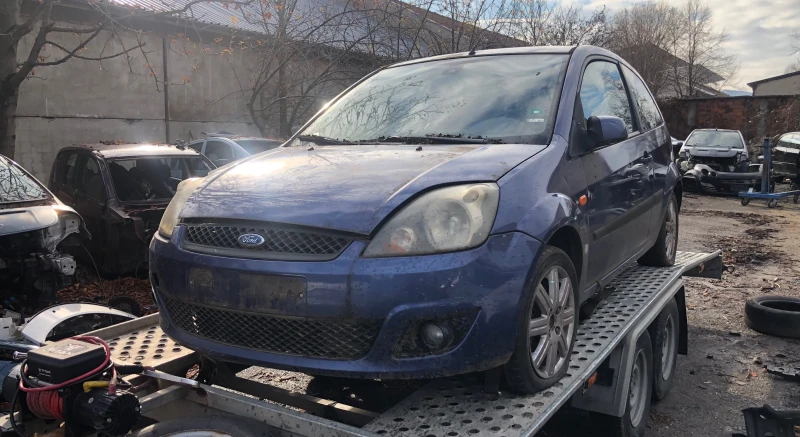 Ford Fiesta 1.3, снимка 1 - Автомобили и джипове - 48312599