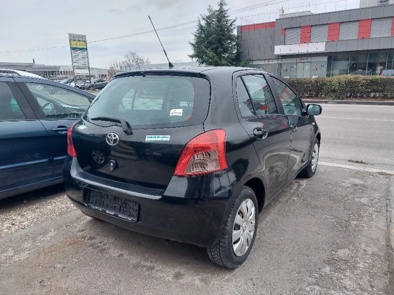 Toyota Yaris  бензин Отлична , снимка 7 - Автомобили и джипове - 48412278