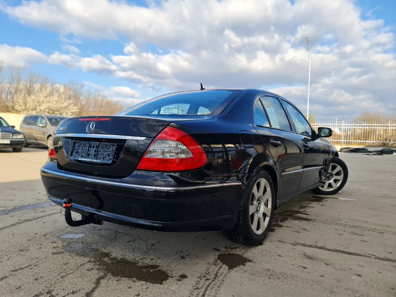 Mercedes-Benz E 280 УНИКАТ, снимка 2 - Автомобили и джипове - 49592612