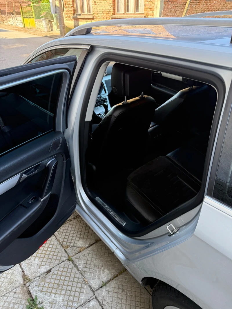 VW Passat, снимка 8 - Автомобили и джипове - 51949493
