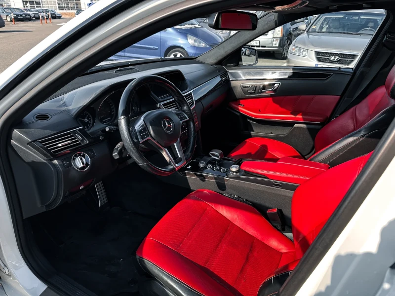 Mercedes-Benz E 63 AMG Facelift , снимка 10 - Автомобили и джипове - 52574862