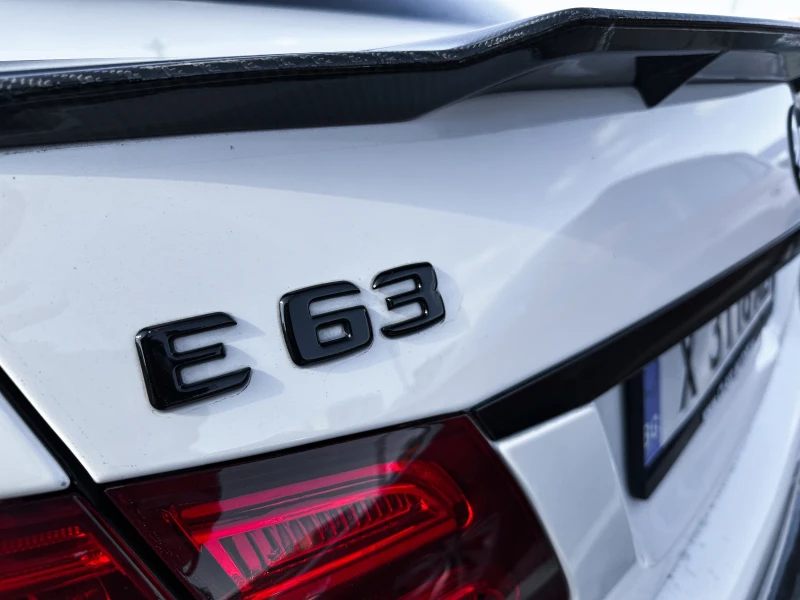 Mercedes-Benz E 63 AMG Facelift , снимка 14 - Автомобили и джипове - 52574862