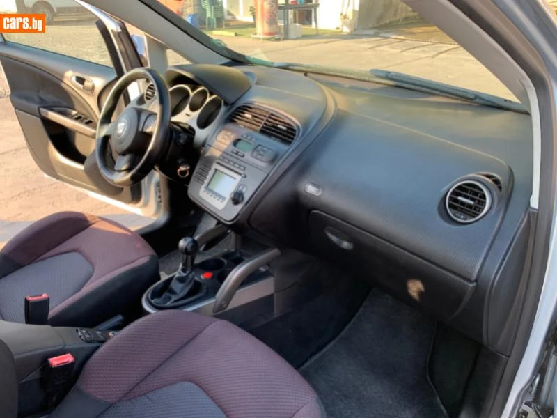 Seat Altea, снимка 5 - Автомобили и джипове - 54003355