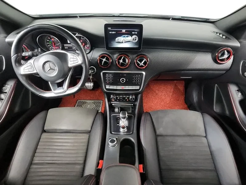 Mercedes-Benz A45 AMG 4Matic, снимка 7 - Автомобили и джипове - 55830327