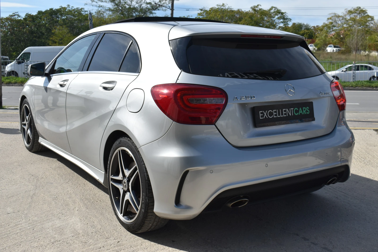 Mercedes-Benz A 250 AMG* 4x4* PANORAMA - изображение 4