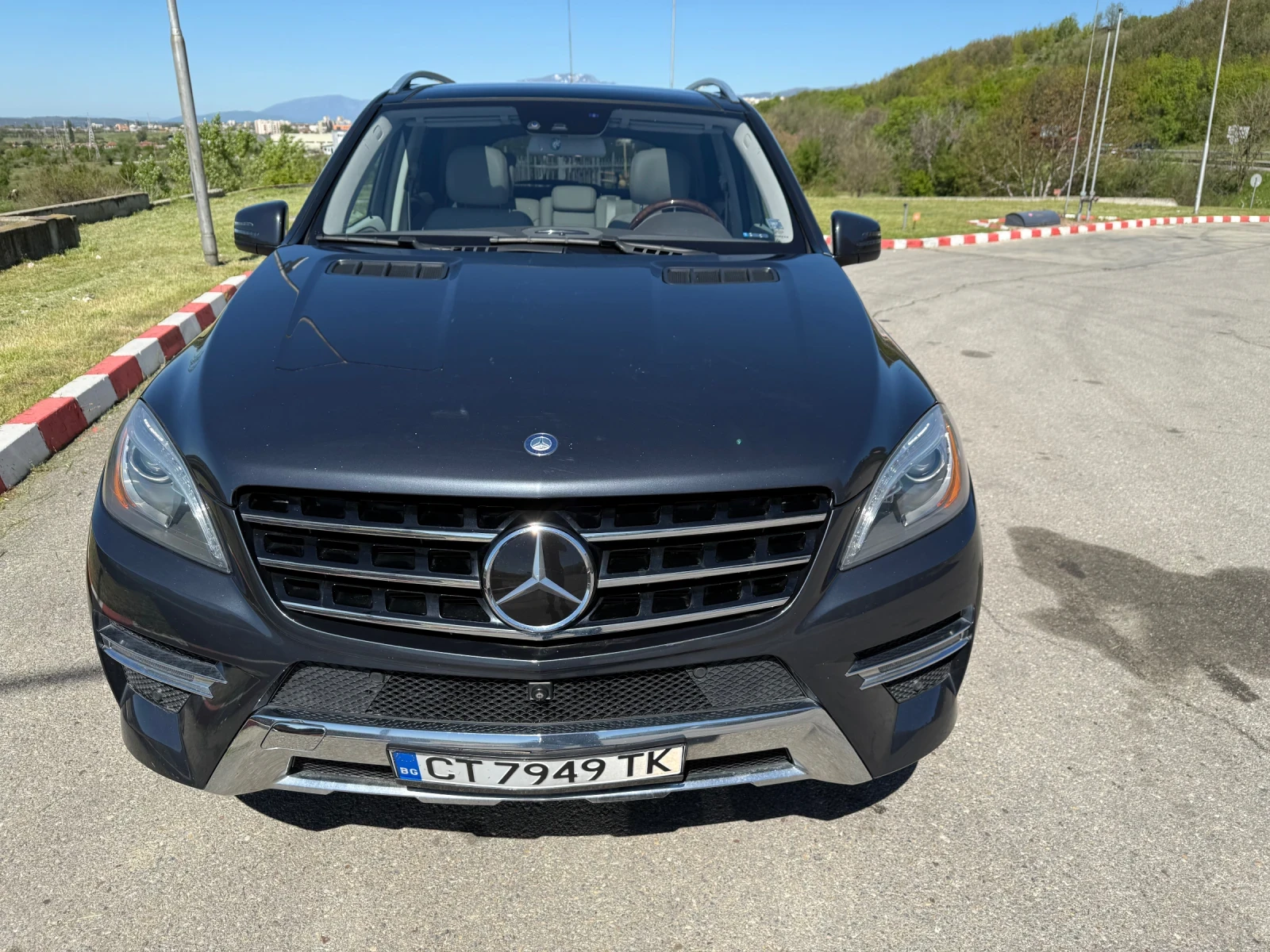 Mercedes-Benz ML 550  - изображение 3