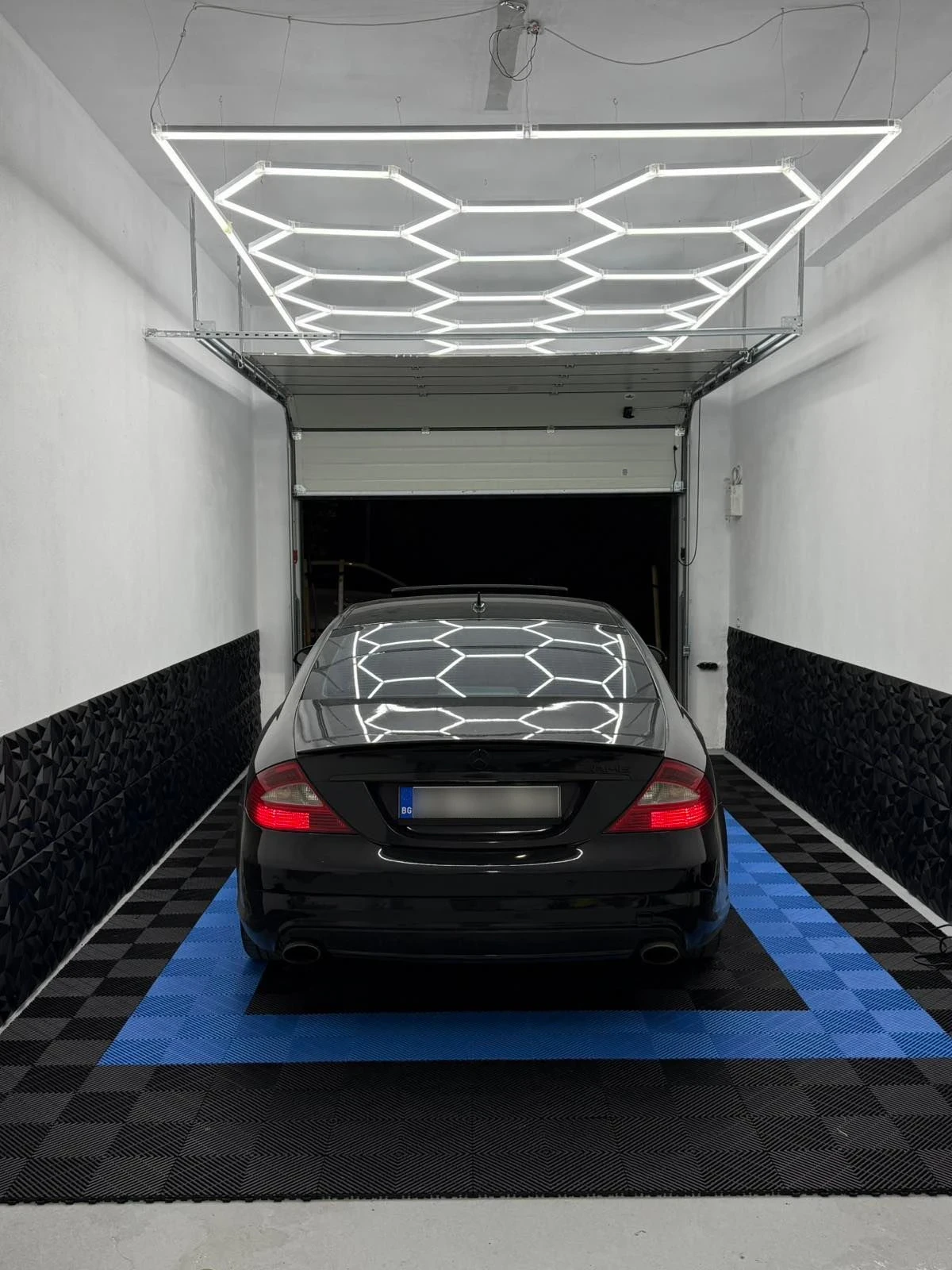 Mercedes-Benz CLS 500  - изображение 6