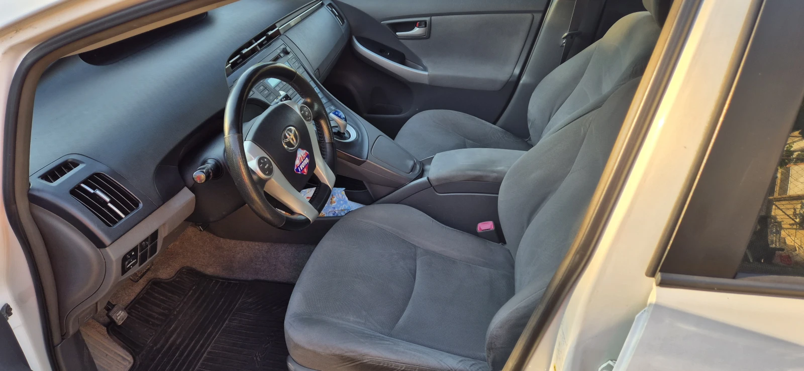 Toyota Prius  - изображение 7