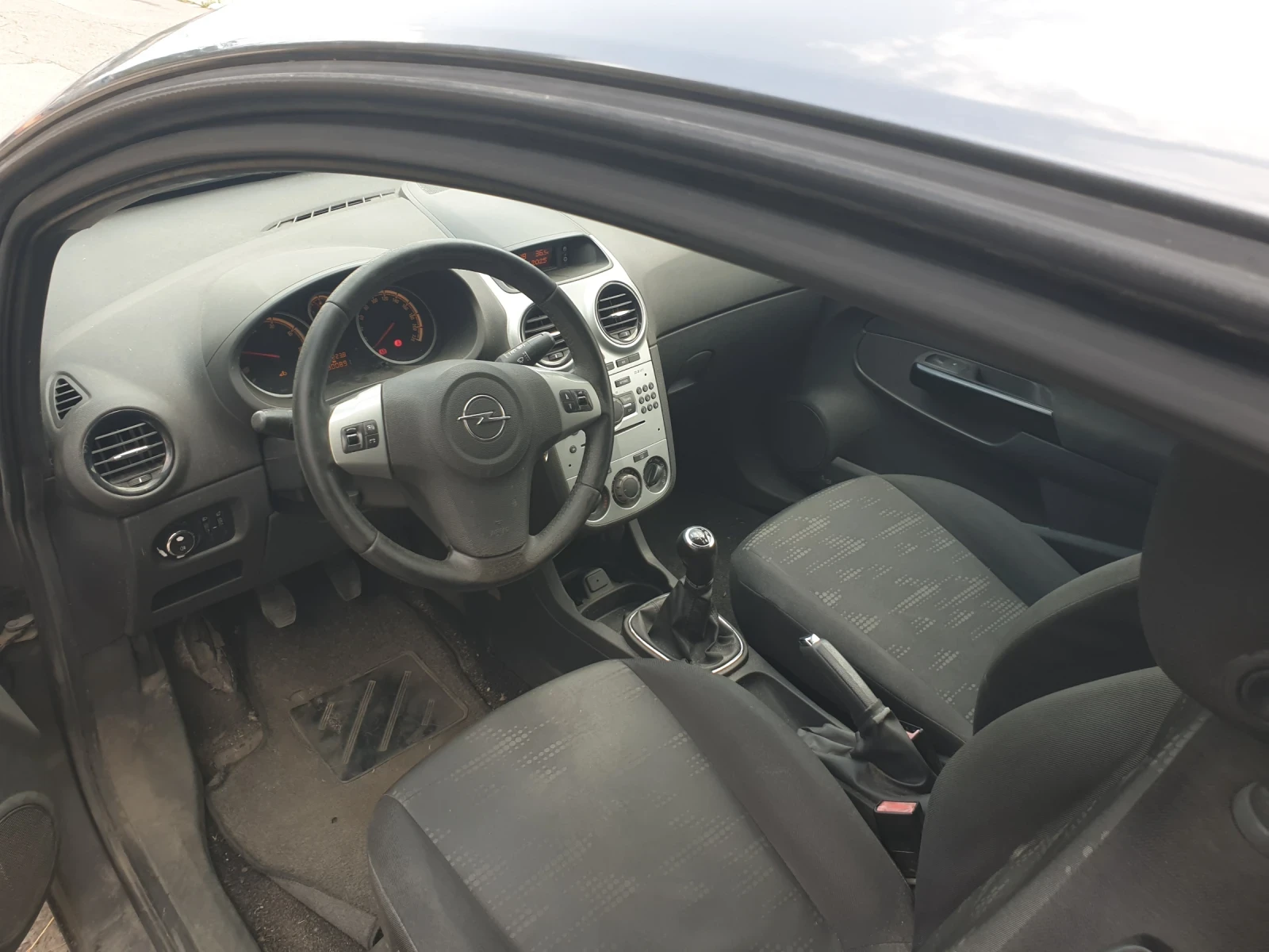 Opel Corsa 1.3 CDTI-EURO5 - изображение 7