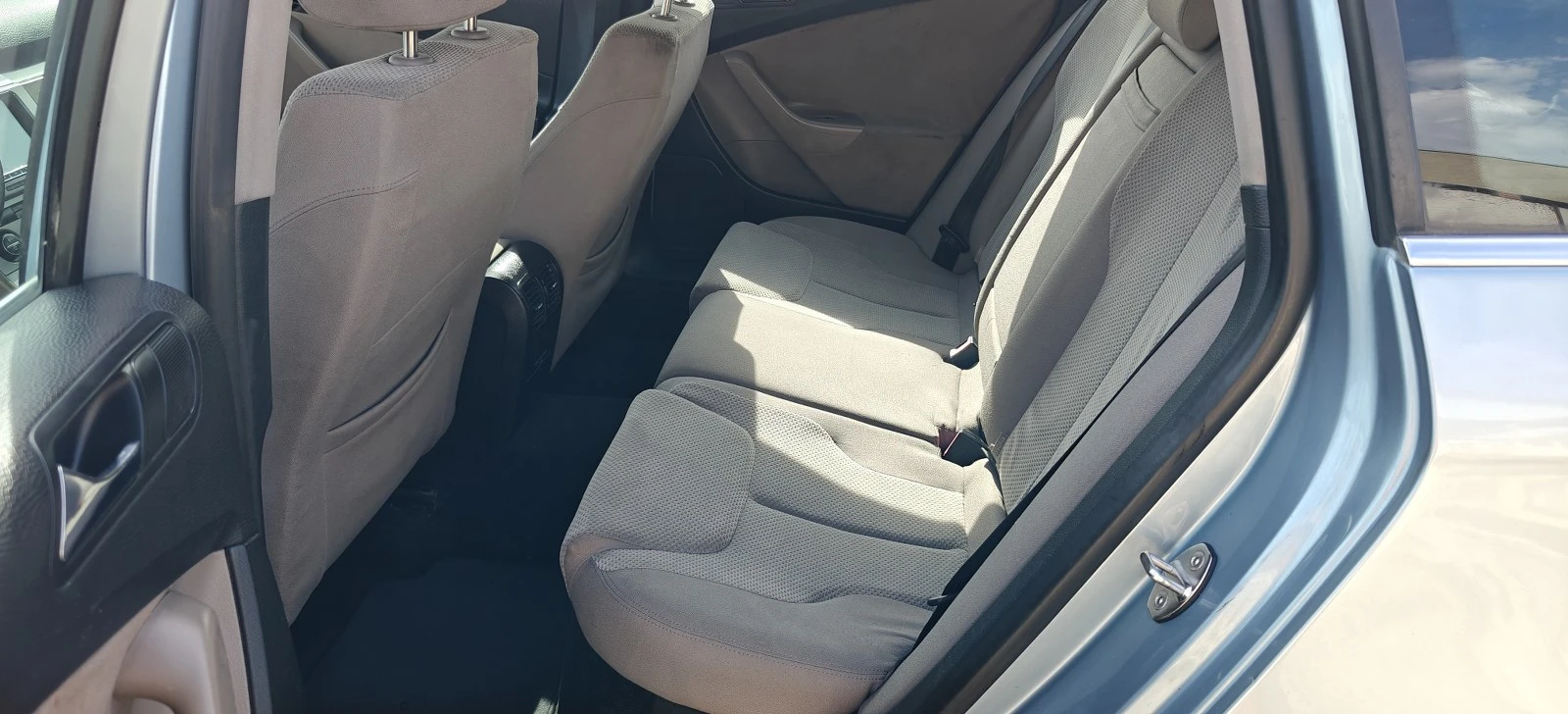 VW Passat 1.9TDI-07гОбслужен | Mobile.bg — изображение 11