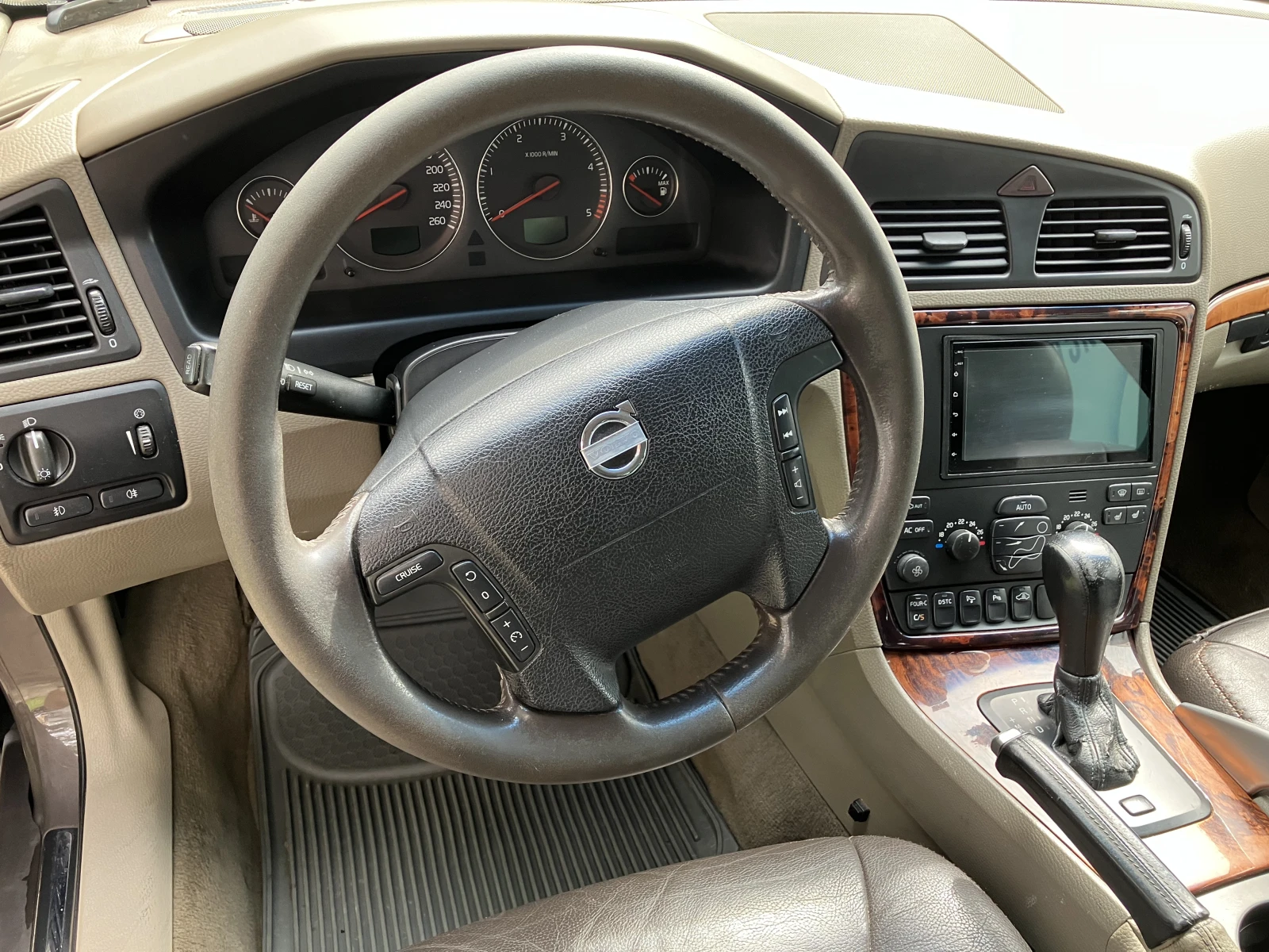 Volvo Xc70 T5 | Mobile.bg � ����������� 13