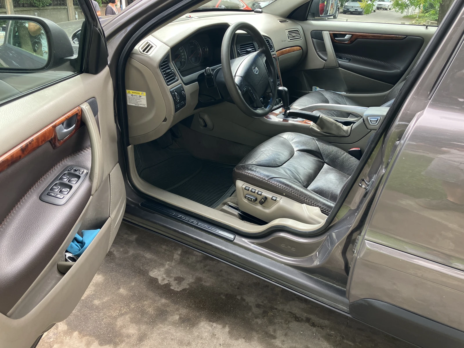 Volvo Xc70 T5 - изображение 9