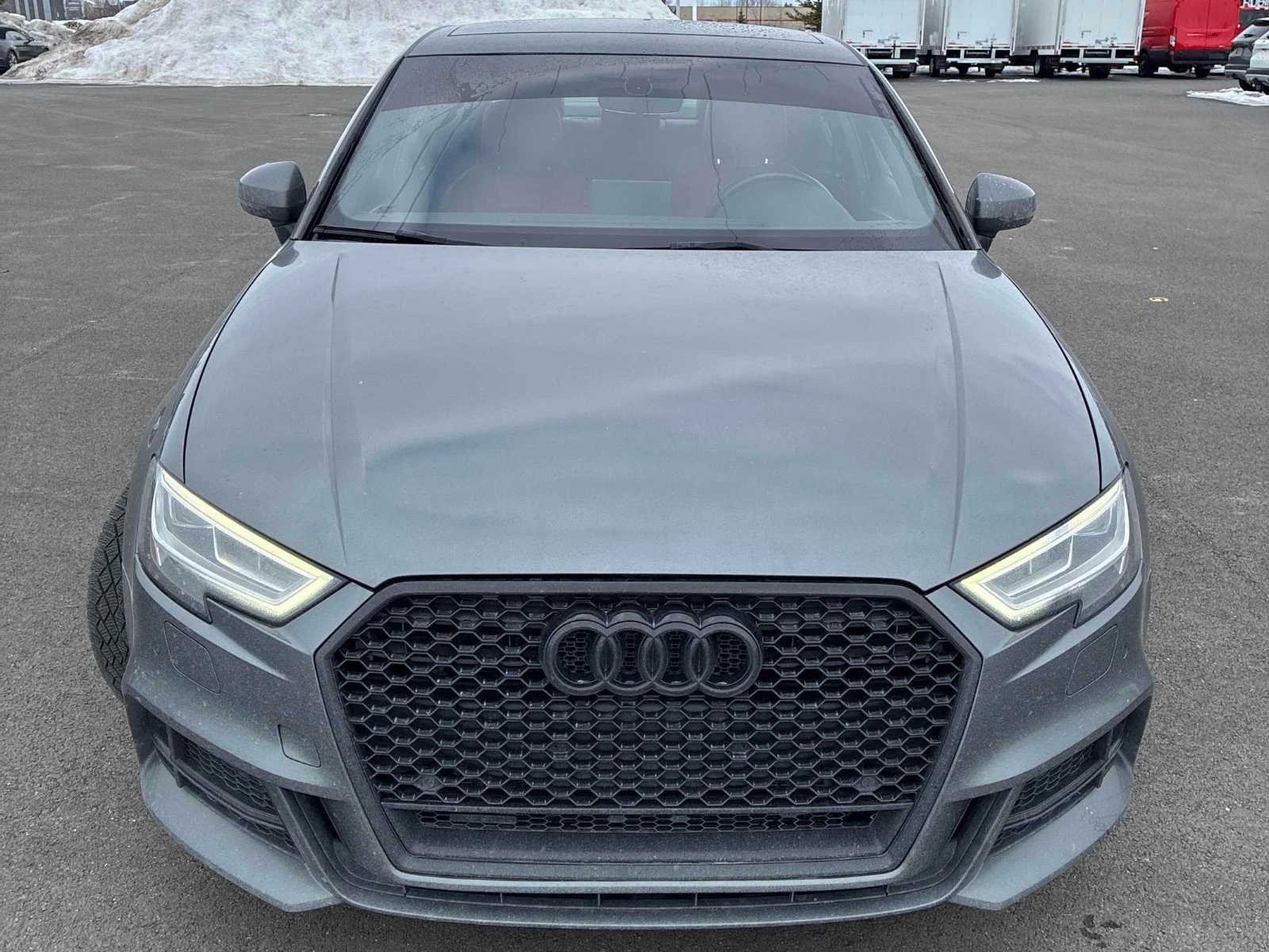 Audi S3 TECHNIK С РЕГИСТРАЦИЯ & АВТО КРЕДИТ, снимка 2 - Автомобили и джипове - 53733216