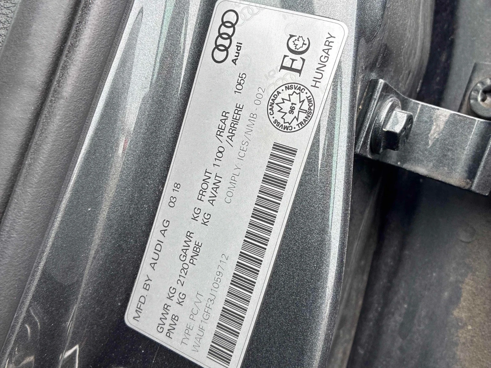 Audi S3 TECHNIK С РЕГИСТРАЦИЯ & АВТО КРЕДИТ, снимка 14 - Автомобили и джипове - 53733216