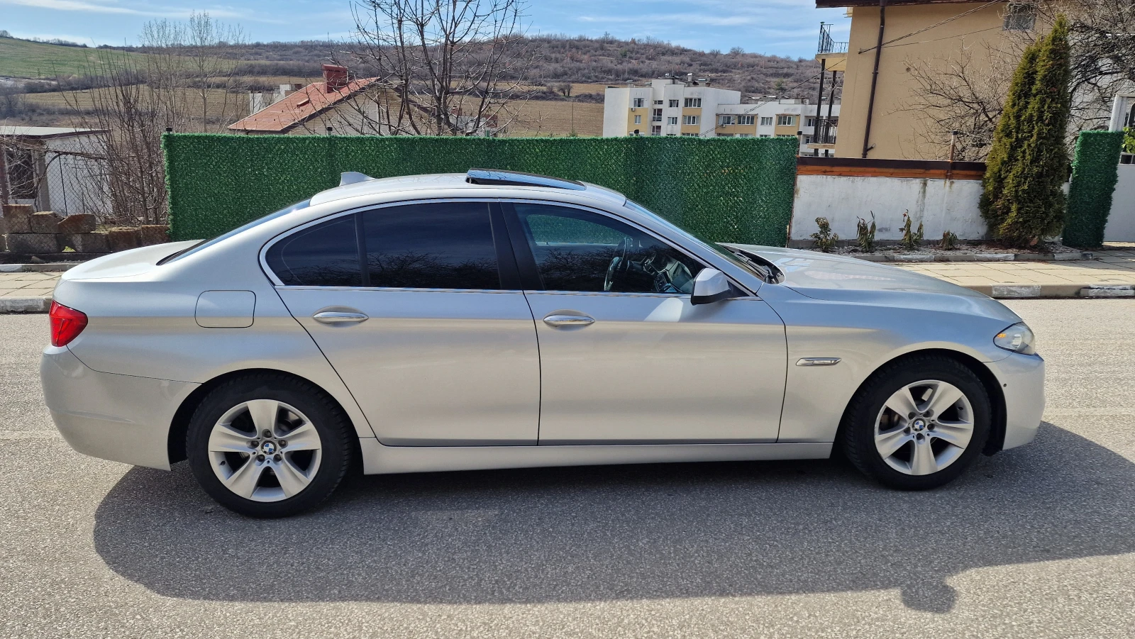 BMW 530 204к.с 360 СМЕНЕНИ ВЕРИГИ, снимка 4 - Автомобили и джипове - 53784019