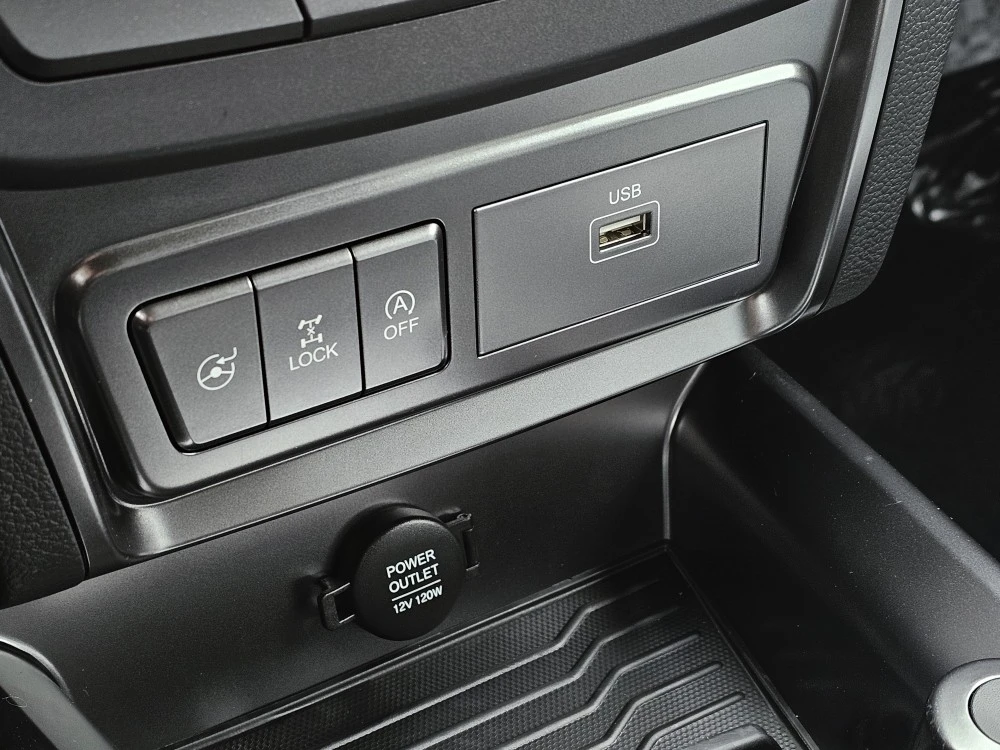 KGM Tivoli 1.5 GDI-Turbo НОВ, снимка 12 - Автомобили и джипове - 53934635