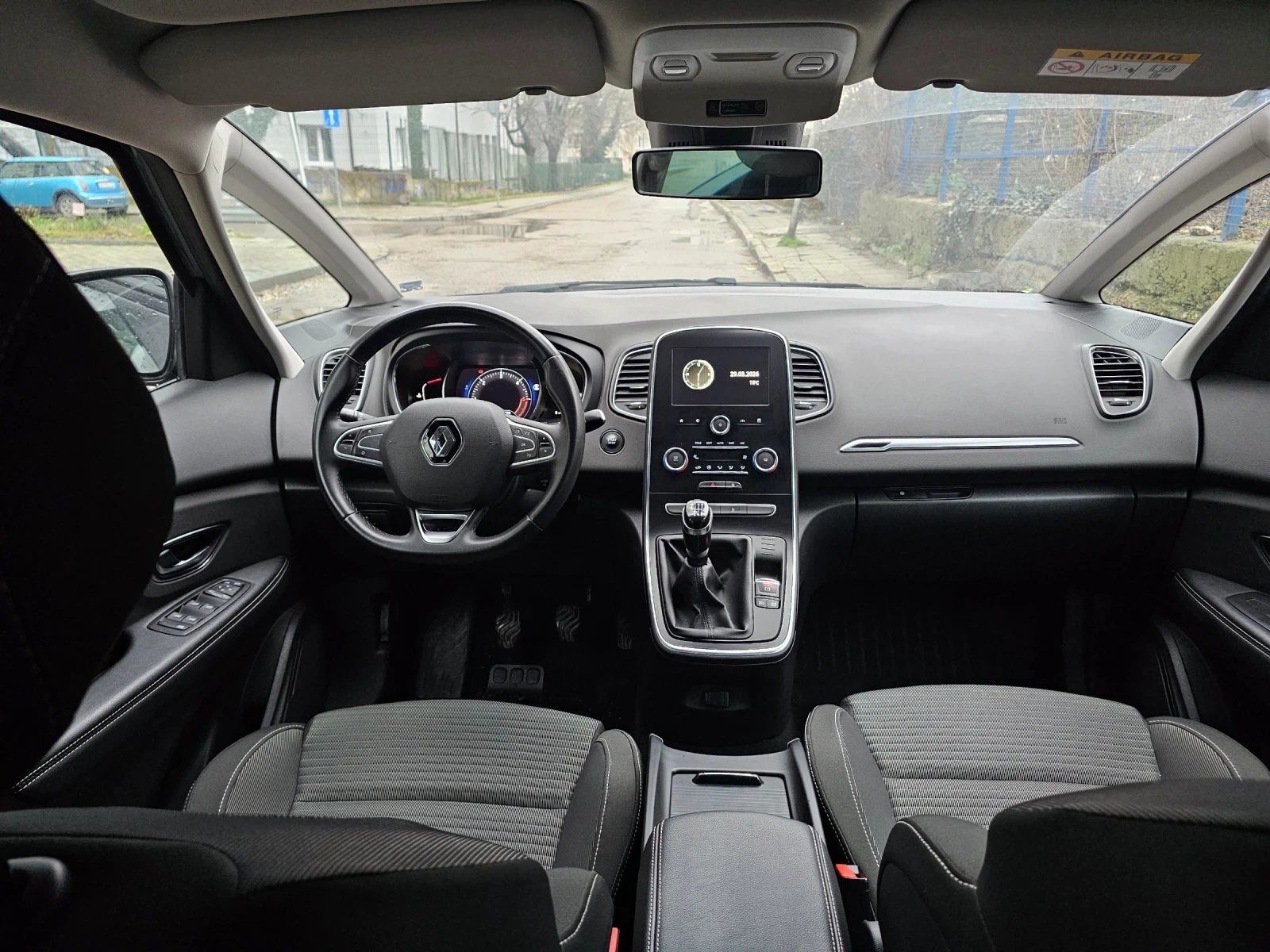 Renault Scenic 1750, снимка 9 - Автомобили и джипове - 54020041