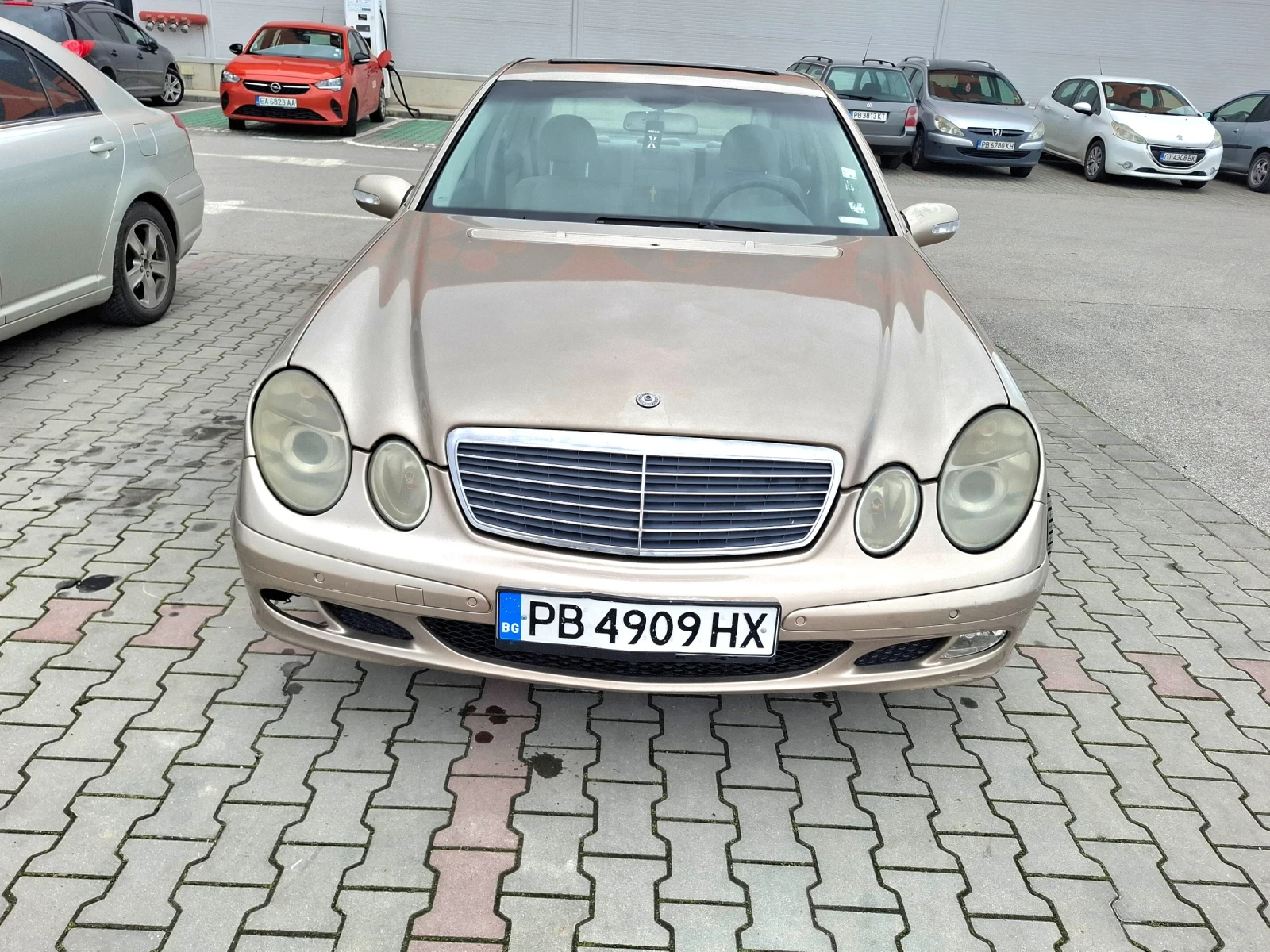 Mercedes-Benz C 200 Cdi   W211  Clasic, снимка 3 - Автомобили и джипове - 54279913