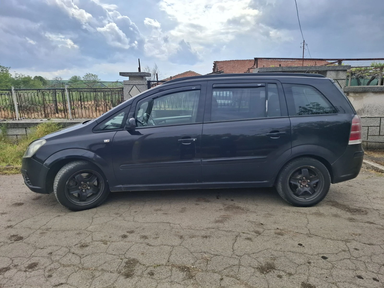 Opel Zafira 2.0 CDTI, снимка 3 - Автомобили и джипове - 54487717