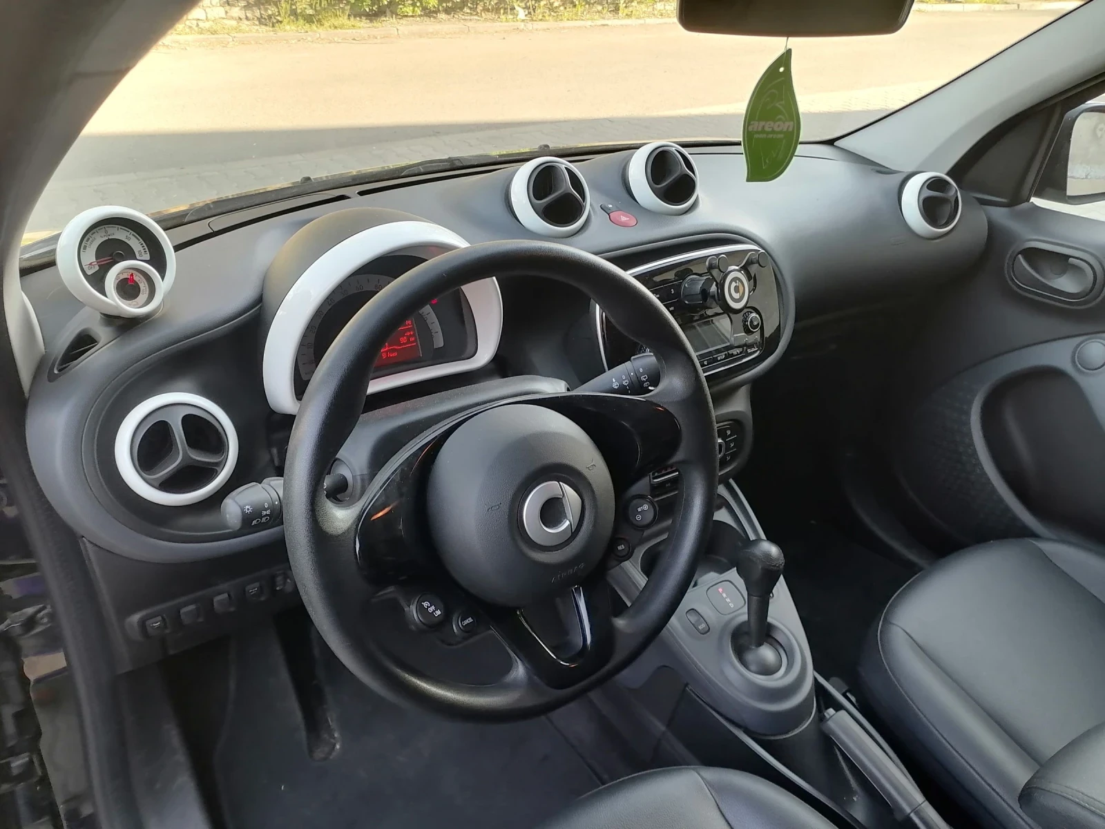 Smart Forfour ELECTRIC Car - Mercedes Benz EQ, снимка 10 - Автомобили и джипове - 54753695