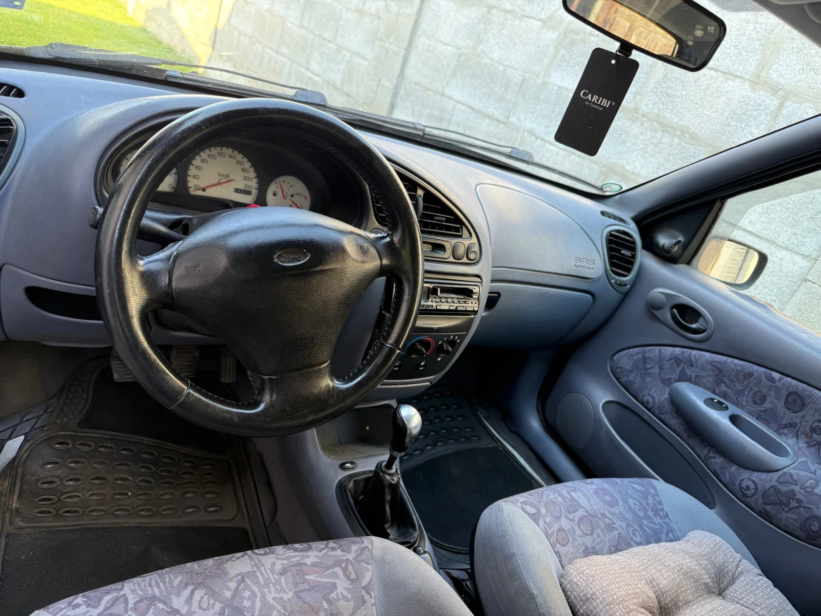 Ford Fiesta 1.6, снимка 6 - Автомобили и джипове - 55051058