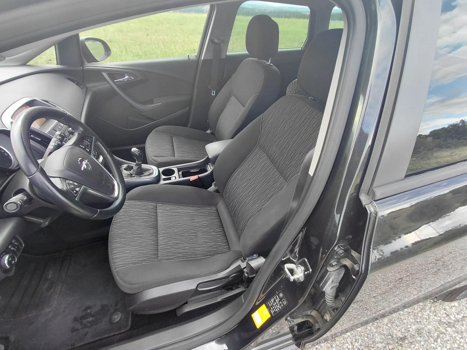 Opel Astra J 1.6 CDTI euro 6 нов внос ГЕРМАНИЯ, снимка 8 - Автомобили и джипове - 55138289