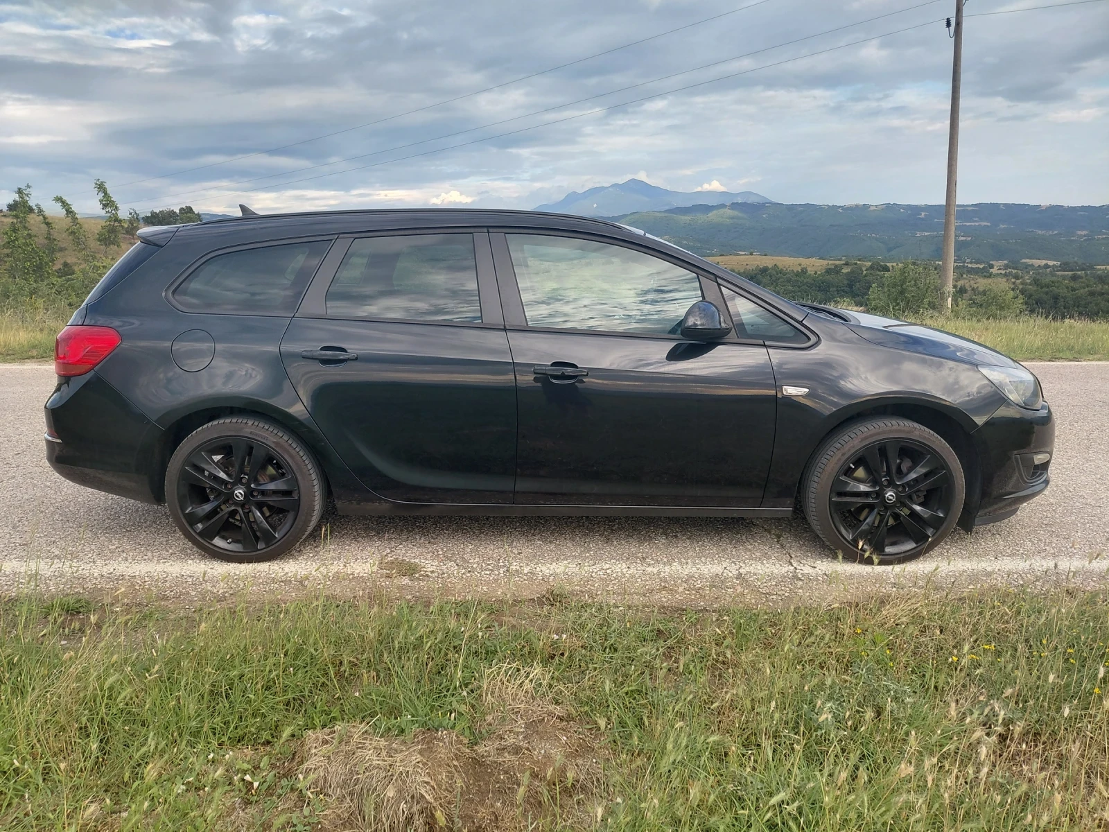 Opel Astra J 1.6 CDTI euro 6 нов внос ГЕРМАНИЯ, снимка 4 - Автомобили и джипове - 55138289